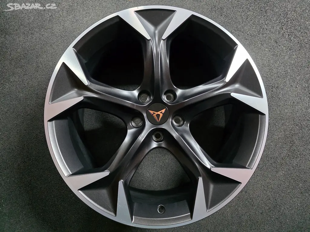 Cupra Formertor Alu kolo 19 5FF601025E Originál