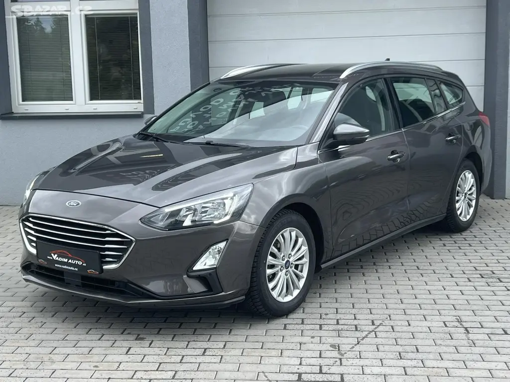 Ford Focus, 1.5TDCi 88kW TITANIUM - fotka 2