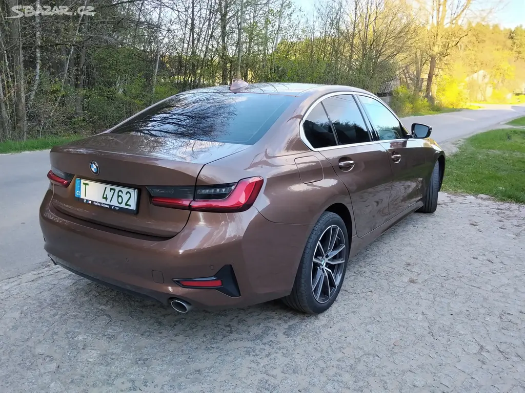 BMW Seria 3 318d Luxury Line 2019rv 60000km - fotka 4