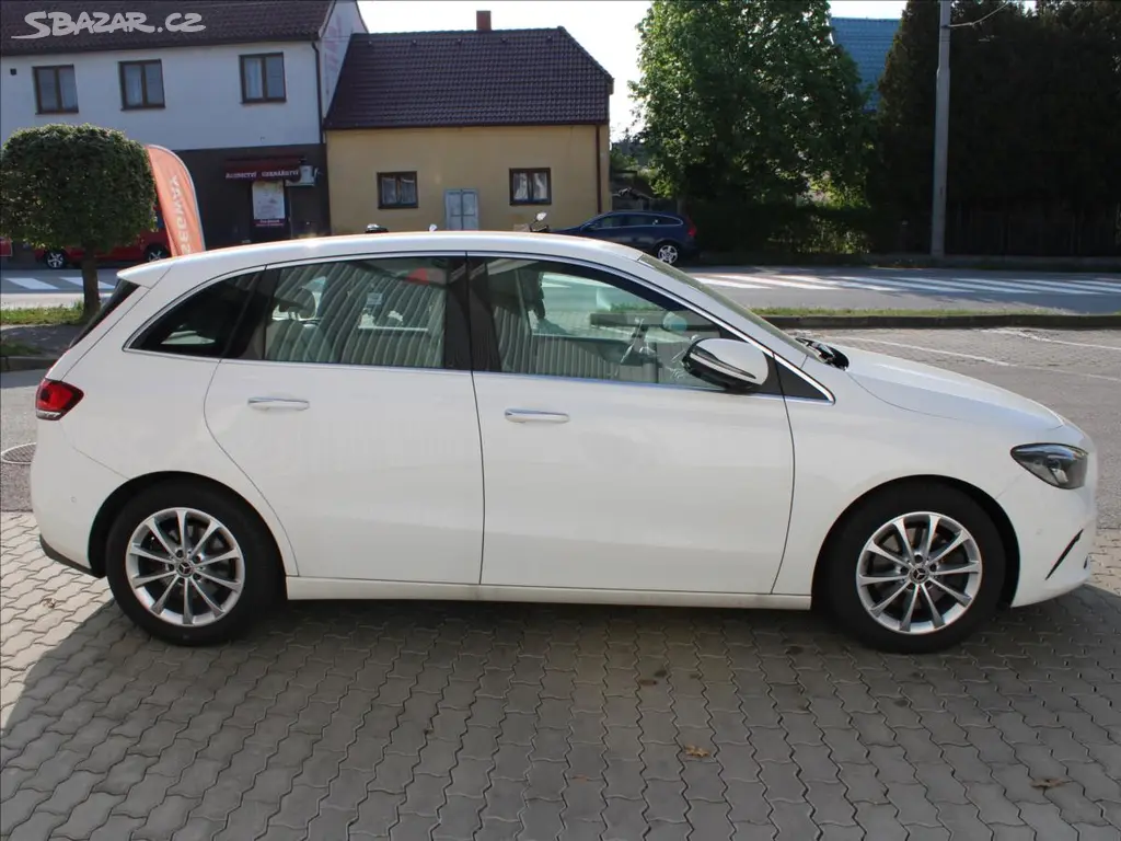 Mercedes-Benz Třídy B, 2,0 220 140KW 1.maj, CZ, ZÁNOV - fotka 3