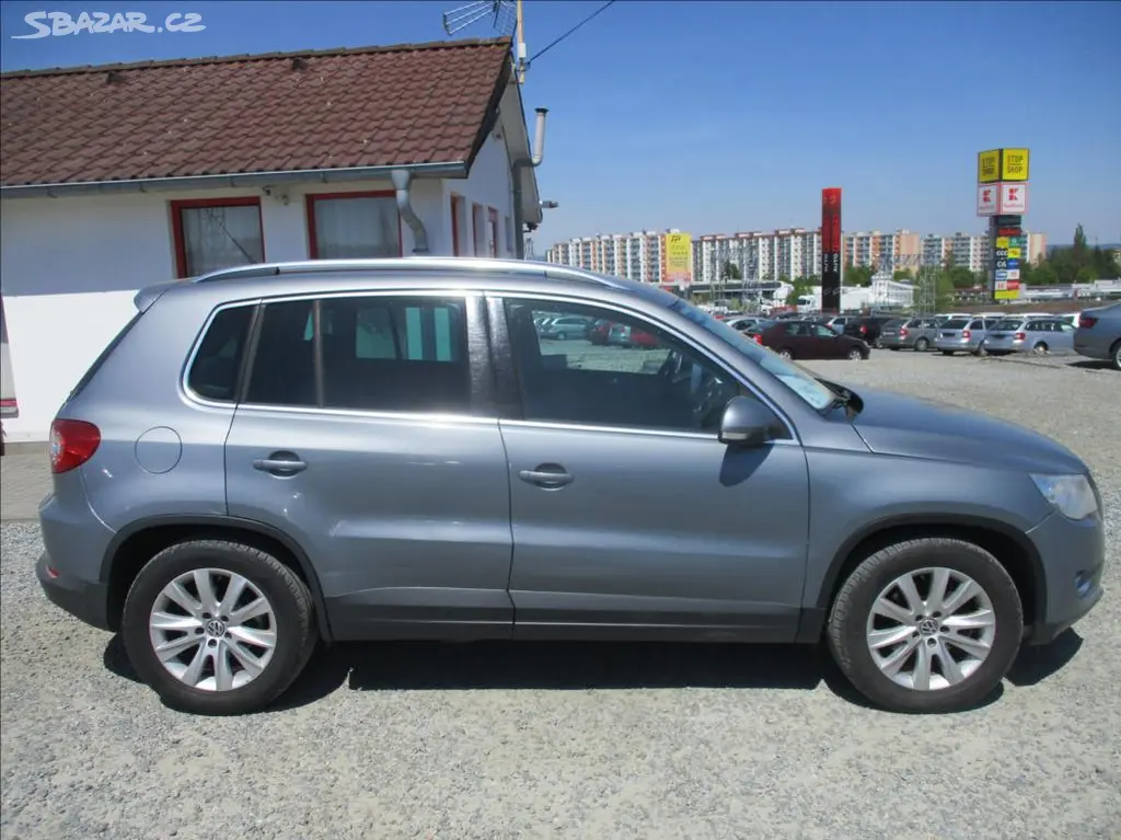 Volkswagen Tiguan, 2,0 TDi,digiklima,tažné,4x4,CZ - fotka 4