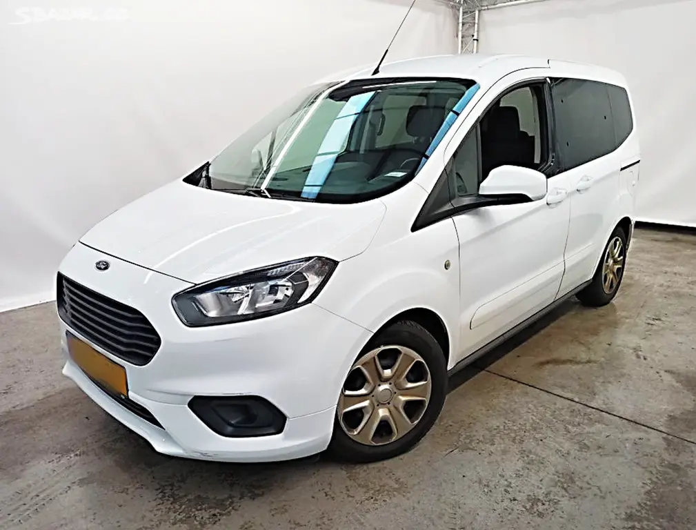 Ford Tourneo Courier, 1.5 TDCi (75 kW) TREND - fotka 2