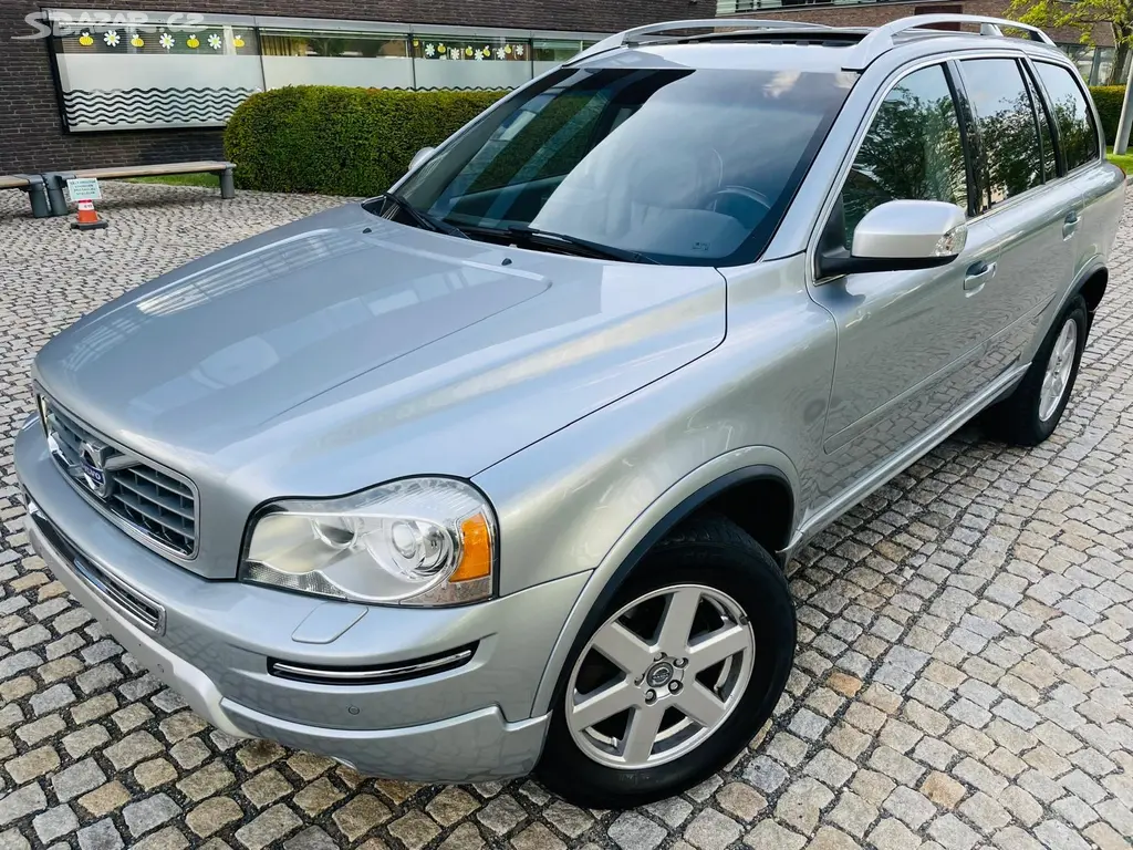 Volvo XC90, 2.4 D5 4x4 AUT SERVISKA TAŽNÉ - fotka 2
