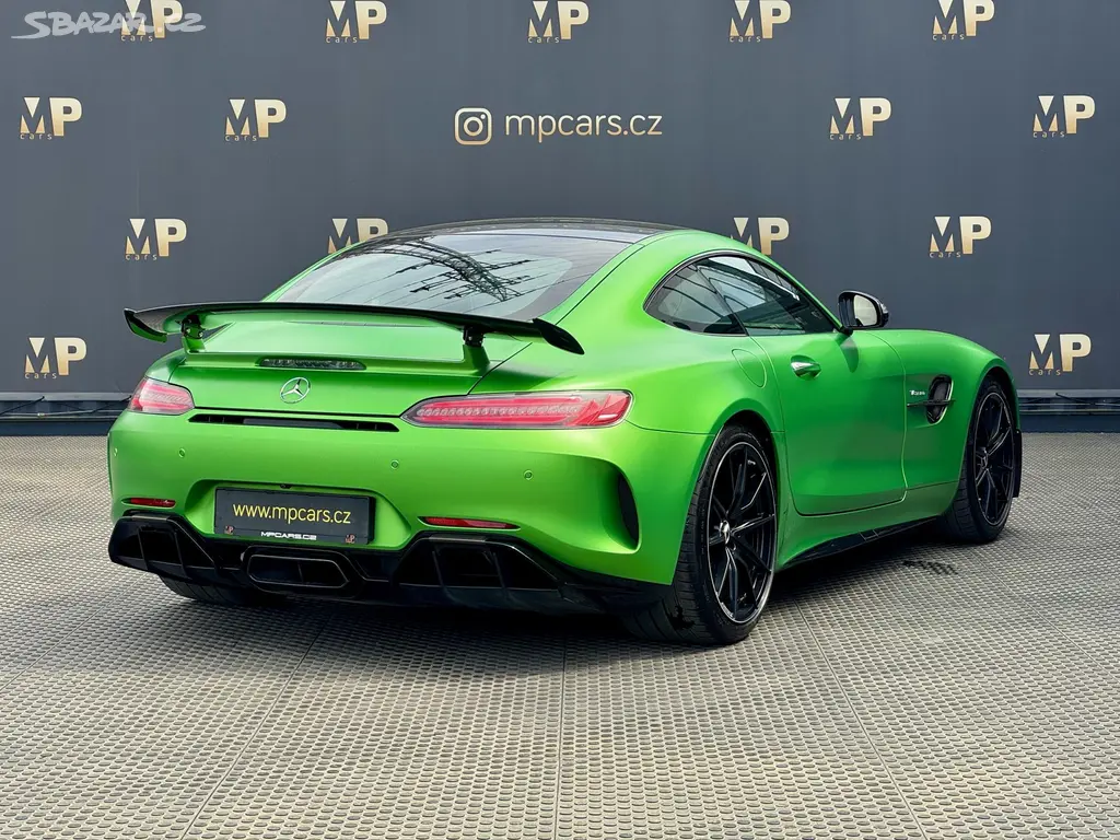 Mercedes-Benz AMG GT, R 4.0 V8 430kW, Carbon Ceramic - fotka 6