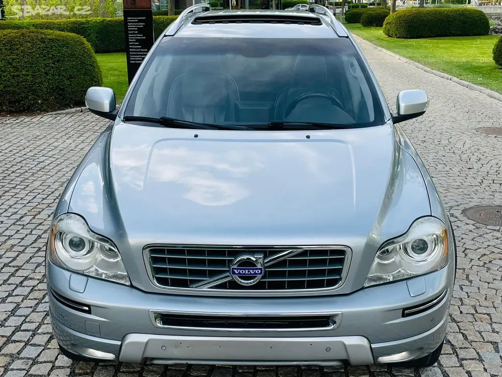 Volvo XC90, 2.4 D5 4x4 AUT SERVISKA TAŽNÉ - fotka 5