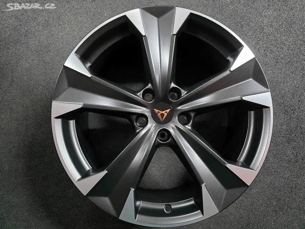 Cupra Ateca Seat Alu kolo 19 575601025AS  Originál