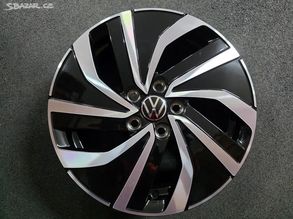 VW Polo Alu kolo 15 Essex 2G0601025AS 1Ks