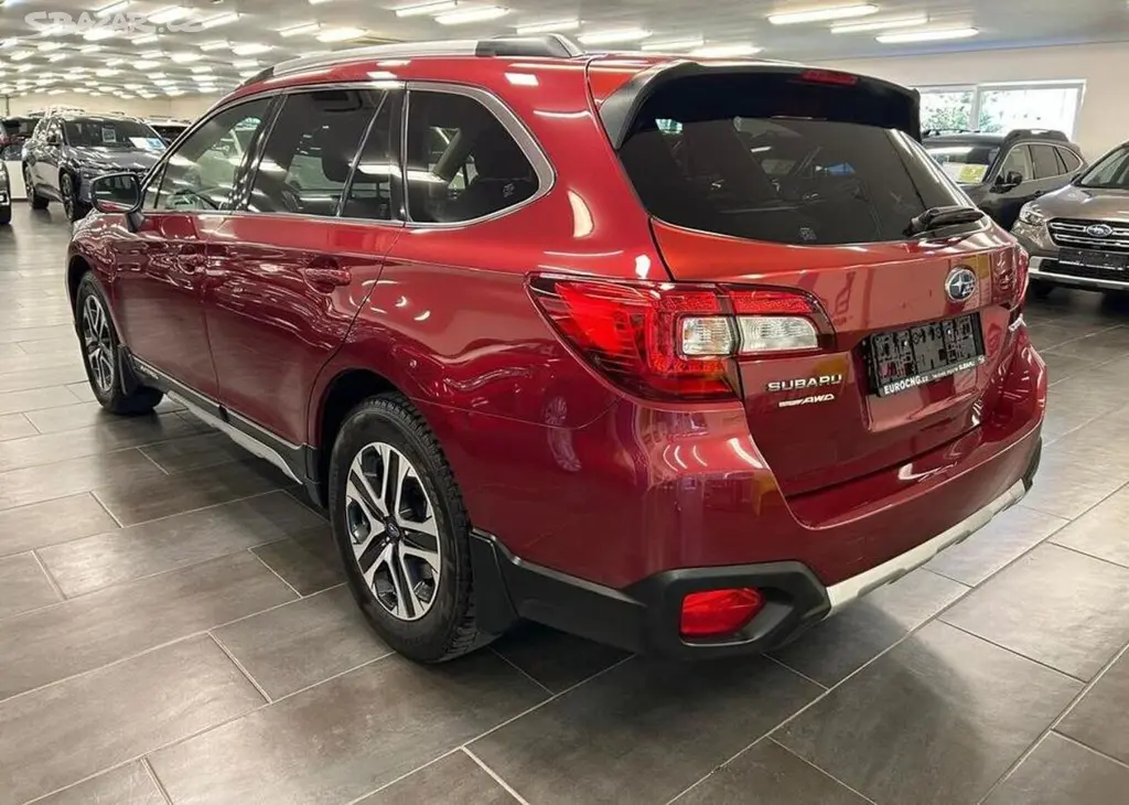 Subaru Outback 2.5 COMFORT kuze 2020 - fotka 2