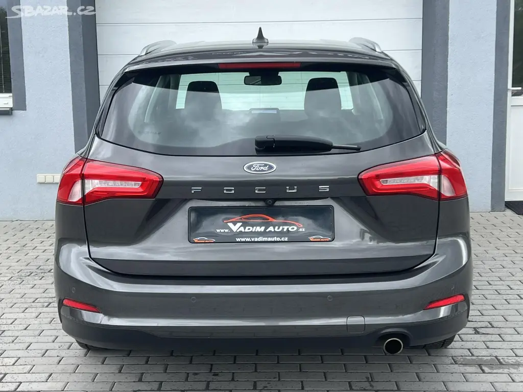 Ford Focus, 1.5TDCi 88kW TITANIUM - fotka 6
