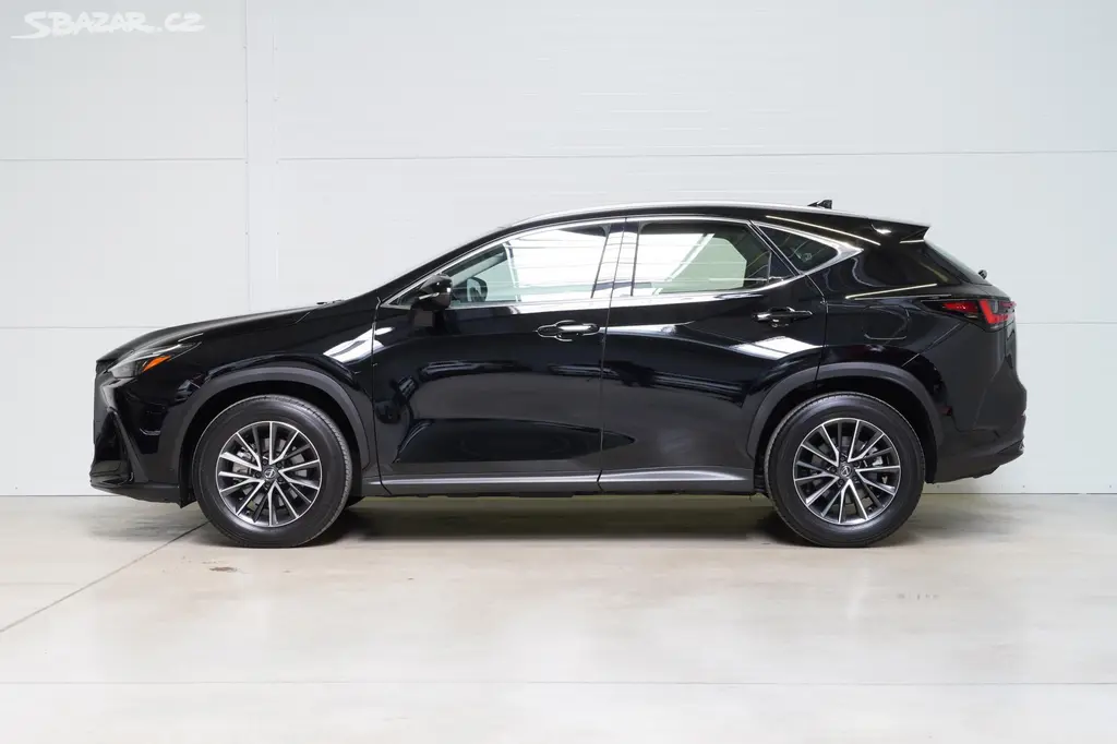 Lexus NX 350h, 1.MAJ,DPH,Kamera,El.kufr - fotka 5