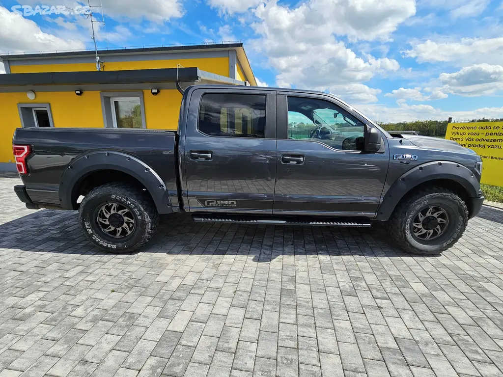 Ford F-150, 5.0 295 KW SuperCrew - fotka 4