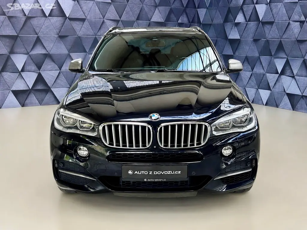 BMW X5, M50d xDrive M-SPORT, EL. TAŽNÉ - fotka 3