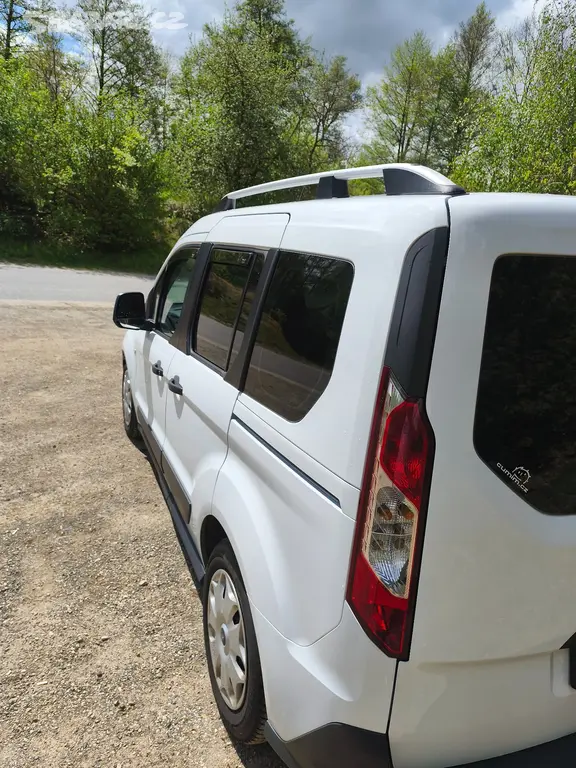 Ford Tourneo Connect 1.5 TDCi 88 kW 2017 - fotka 2