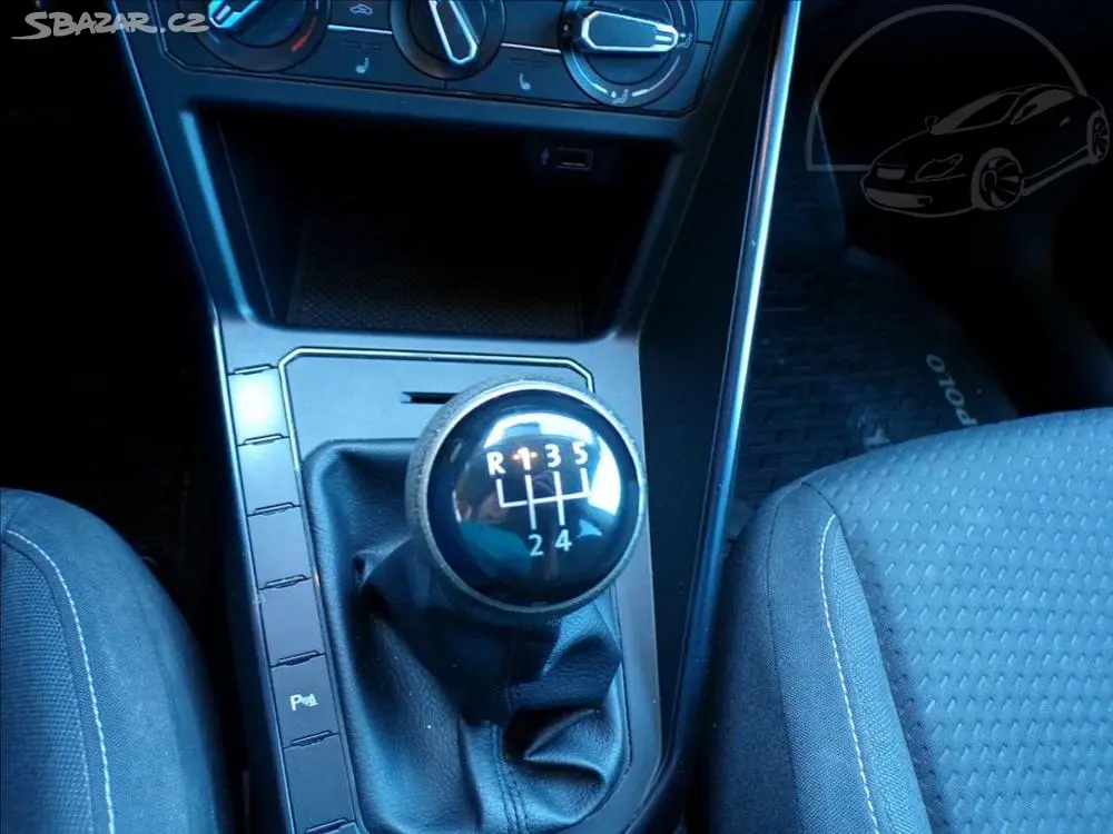 Volkswagen Polo 1,0 MPI - fotka 6