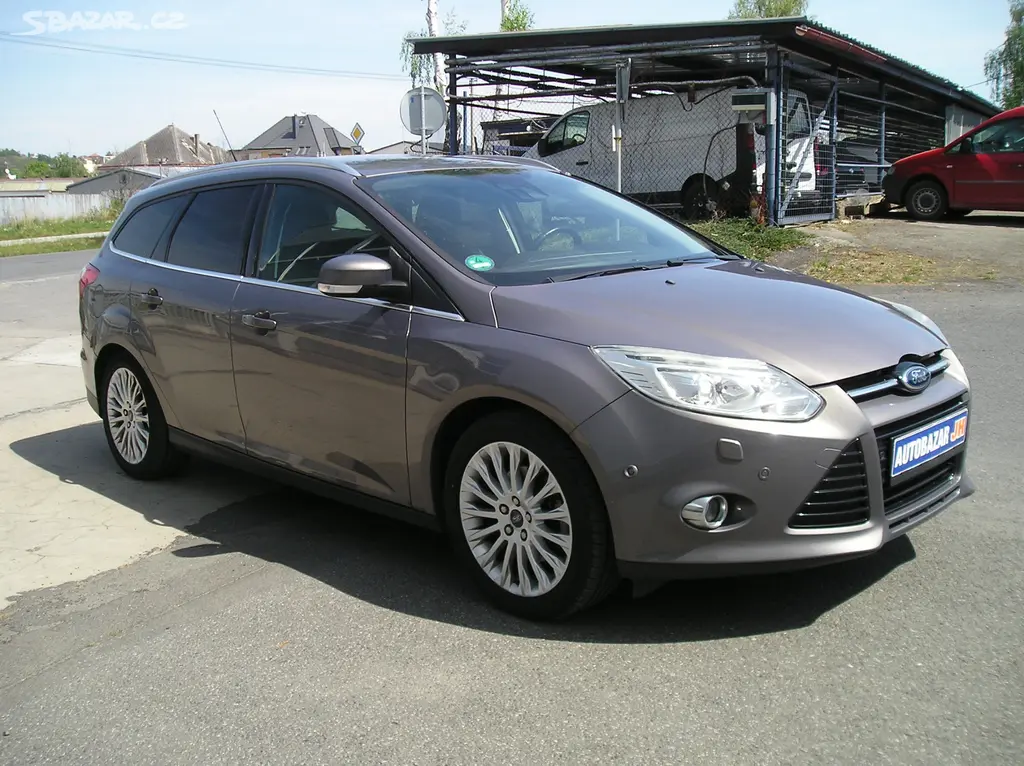 FORD FOCUS COMBI 1.6 EcoBoost 110kw rv-12/2011 - fotka 6