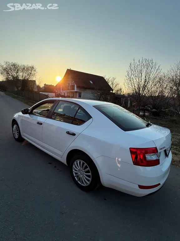 Škoda octavia 3 1,6 tdi 2016 - fotka 4