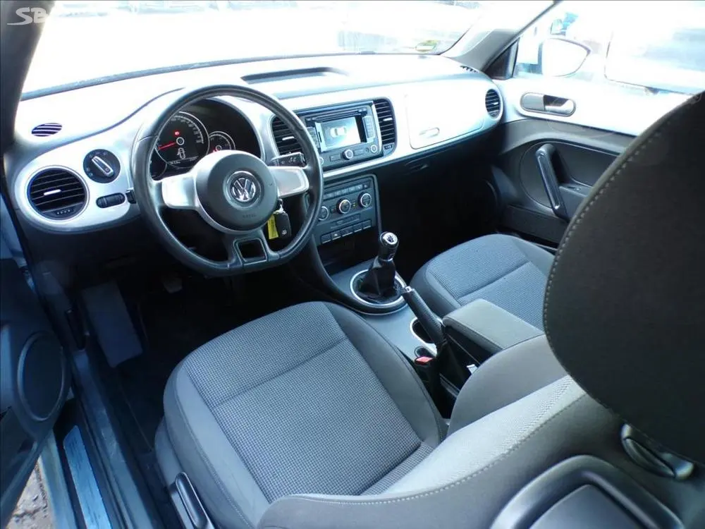 Volkswagen New Beetle 1,2 TSI - fotka 5
