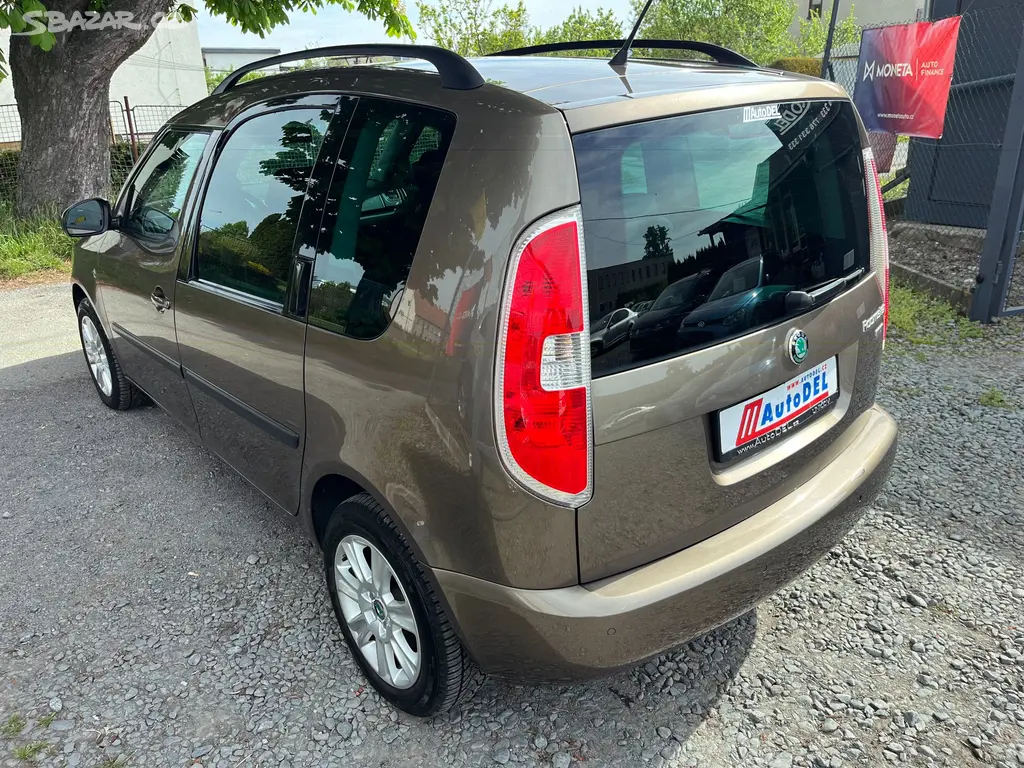 Škoda Roomster 1.2 TSi Vyhřevy, Senzory, ALU - fotka 2