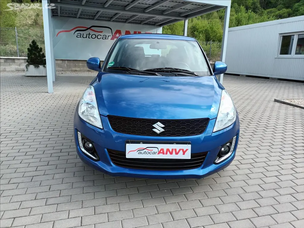 Suzuki Swift, 1,2 i,4x4,VÝHŘEV,SERVIS,KOLA, - fotka 2