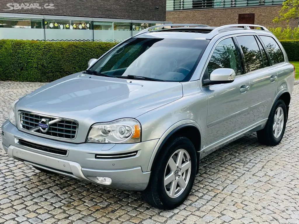 Volvo XC90, 2.4 D5 4x4 AUT SERVISKA TAŽNÉ - fotka 3