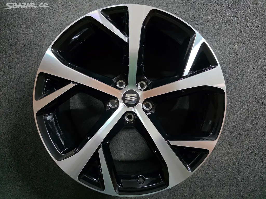 Seat Tarraco Alu kolo 19 5FJ601025D Originál 1 Ks