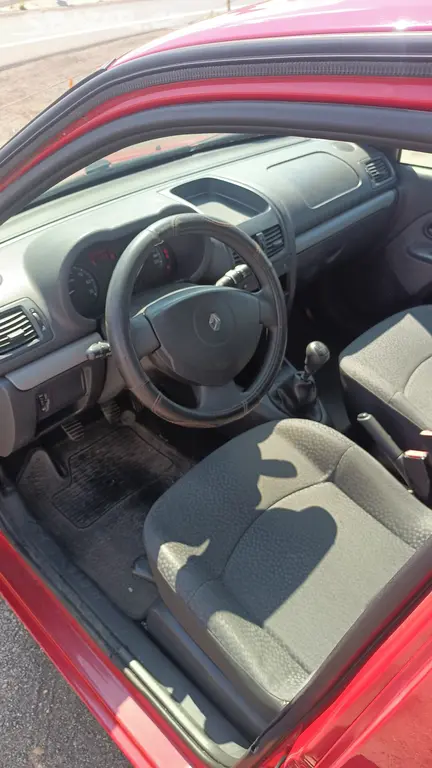 Renault Clio 1.2-43kw-r.v.2006 - fotka 5