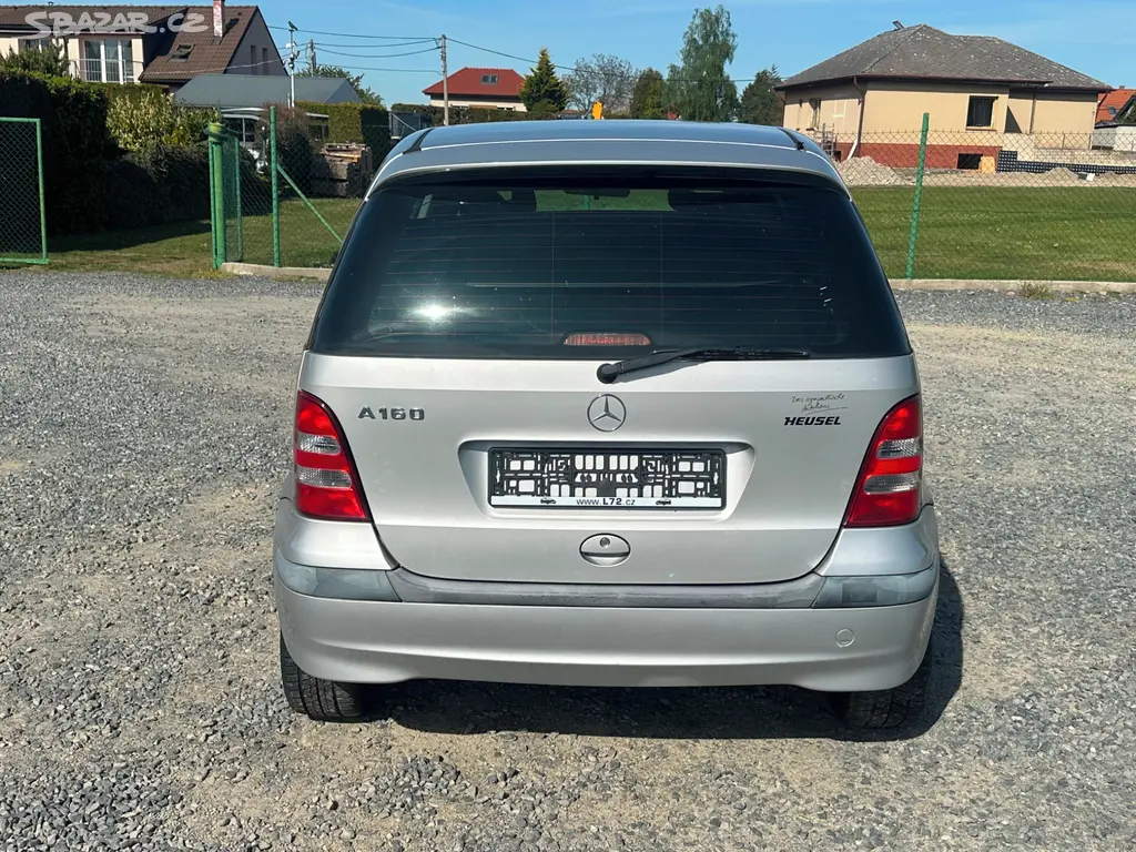 Mercedes-Benz Třídy A, A160 AUTOMAT jede v nouzáku - fotka 6