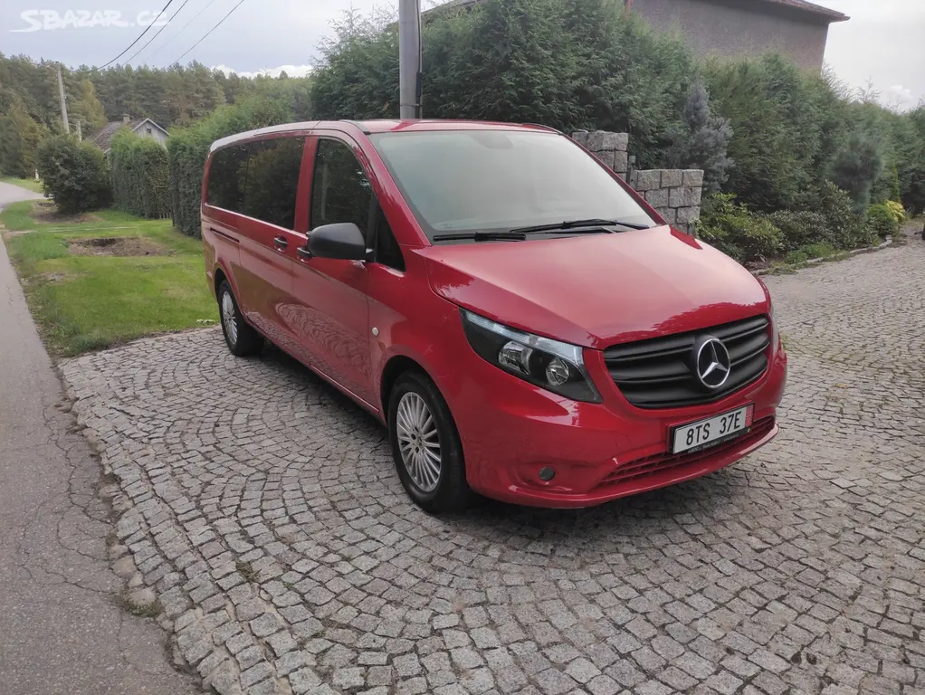 Mercedes-Benz Klasa V 300d 4Matic 9G-Tronic 2021rv - fotka 2
