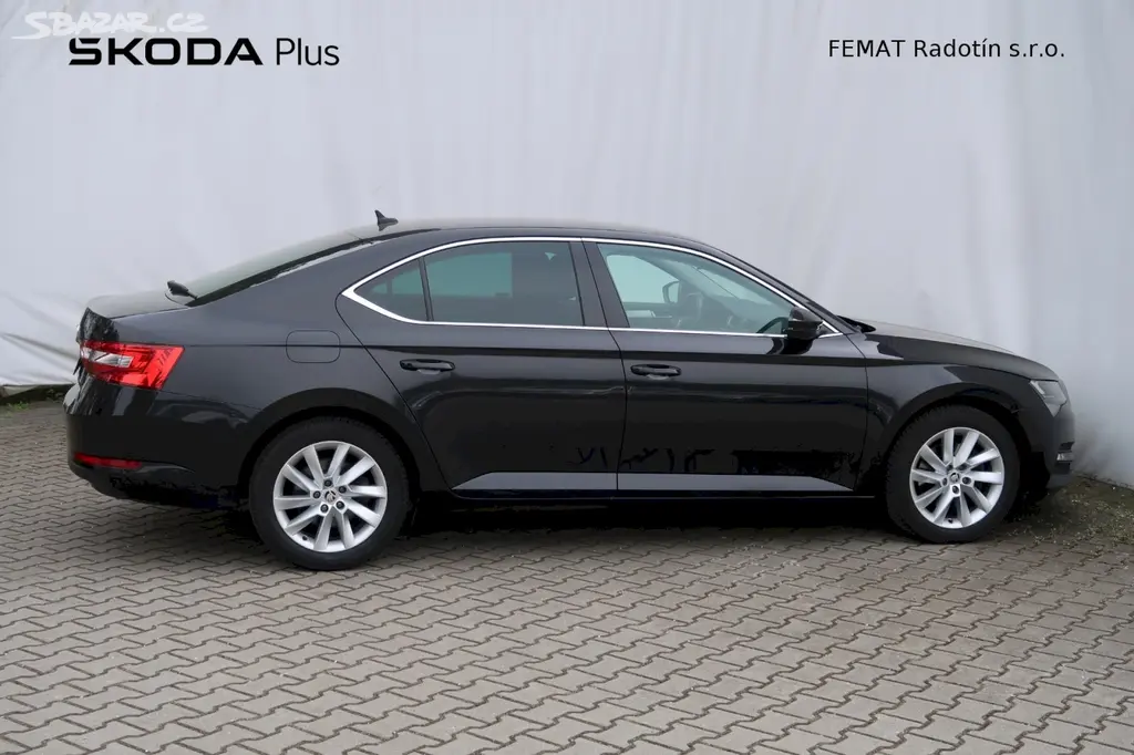 Škoda Superb, Ambition Plus 2.0 TDI 110 kW D - fotka 3
