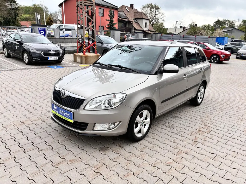 Škoda Fabia, 1.2TSI 62kW,digi.KLIMATIZACE - fotka 3
