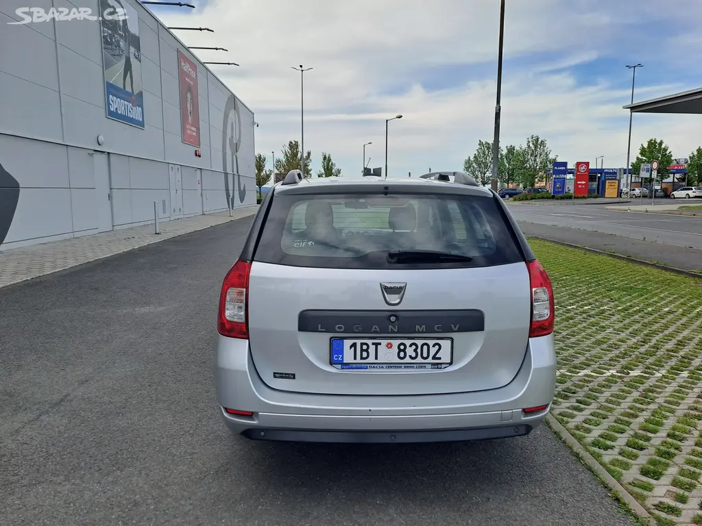 Dacia Logan, 1.0SCE MCV 1.MAJ + ZIMNÍ KOLA - fotka 6