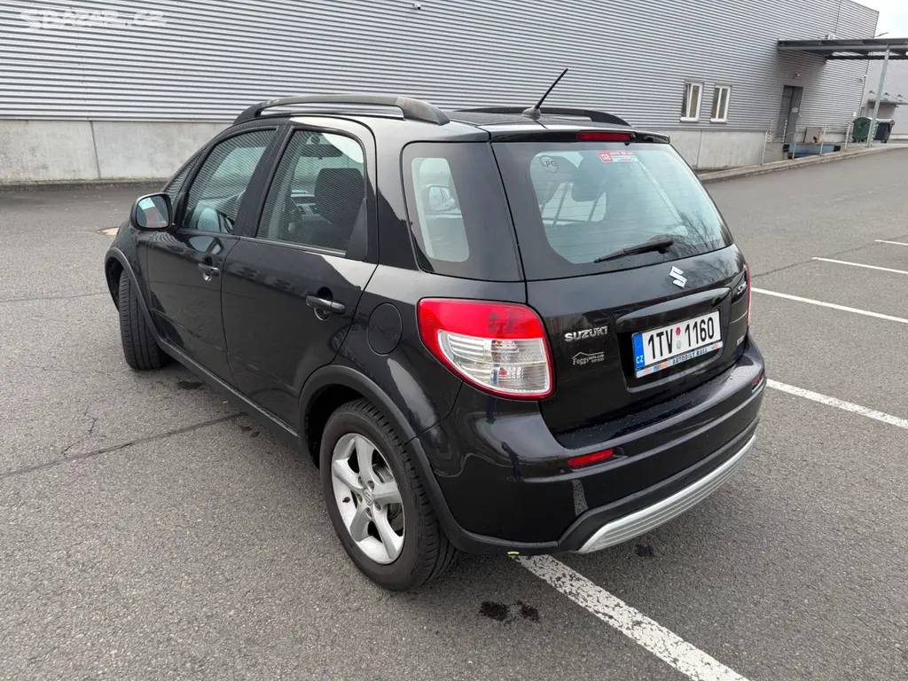 SUZUKI SX4 2,0i 107kW + LPG - Automat - 4x4 - fotka 3