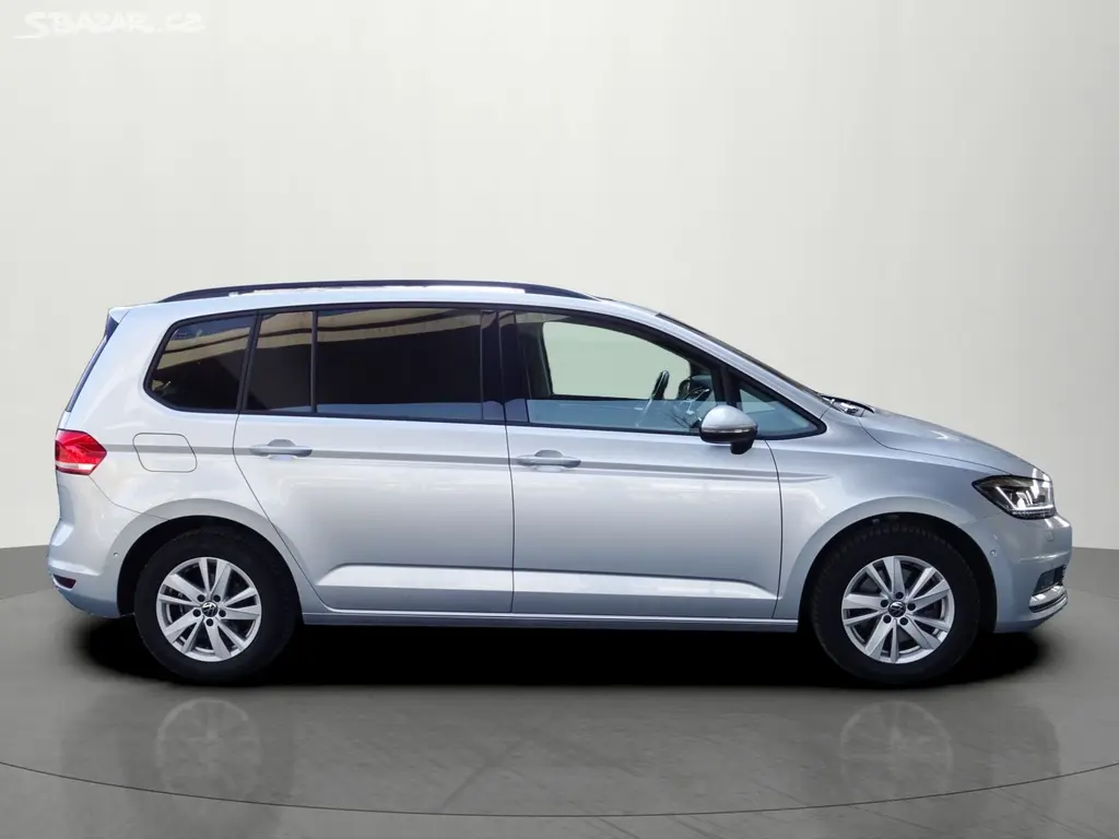 Volkswagen Touran, 2.0TDI DSG 7míst Webasto TZ - fotka 5
