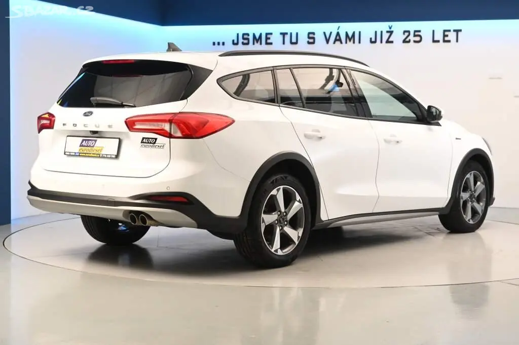 Ford Focus, 1.5 ACTIVE X LED VIRTUAL Tažné - fotka 5
