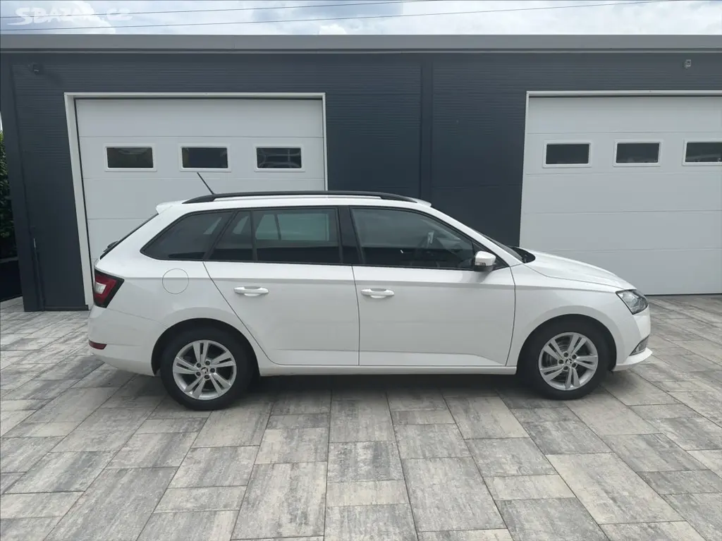 Škoda Fabia, 1,0 TSI 95PS Ambition Top - fotka 4