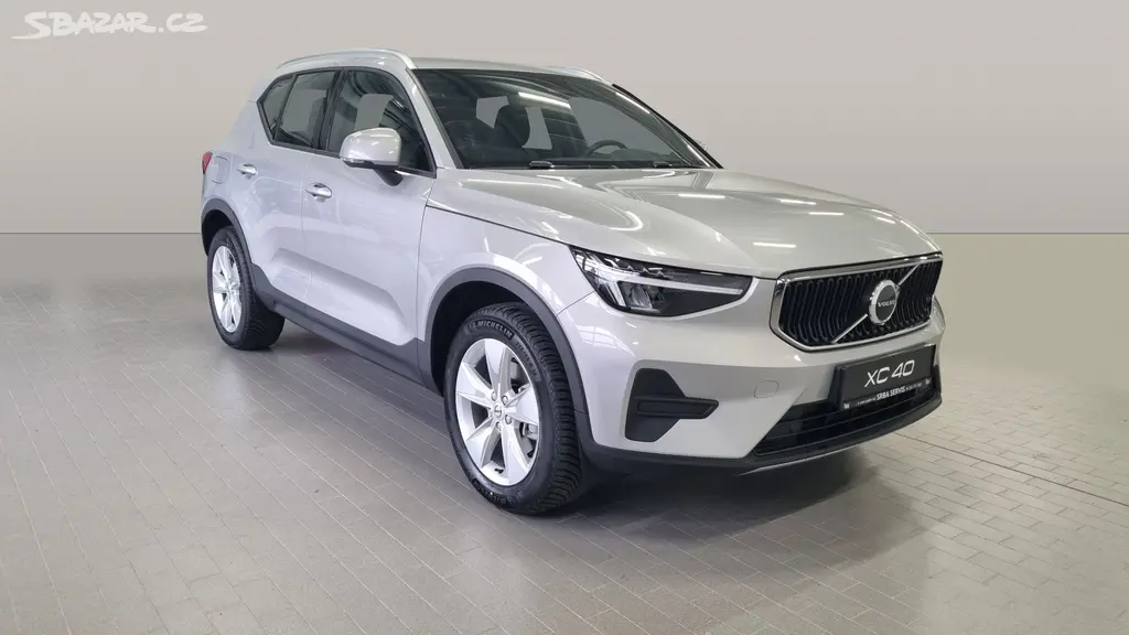 Volvo XC40, B3 2.0L 163 HP AT7 FWD CORE - fotka 6