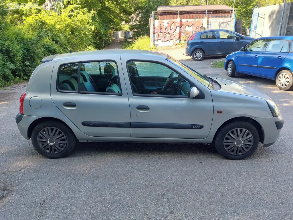 Renault Clio 1.2, benzín, 55kw, rok 2002, klima.. - fotka 6