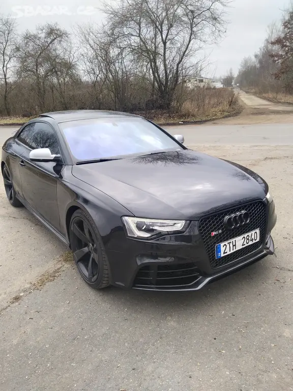 Audi RS5 4.2 FSI 331kw 2013 84tis najeto - fotka 2
