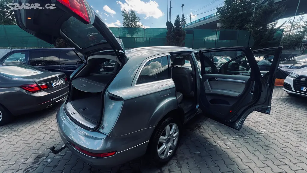 Audi Q7 3,0TDi S-line Quattro 2009 CZ - fotka 2