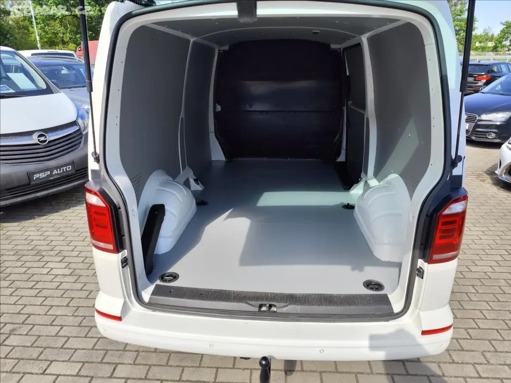 Volkswagen Transporter, 2,0TDI 4x4 110KW L2 LED UZÁVĚR - fotka 3