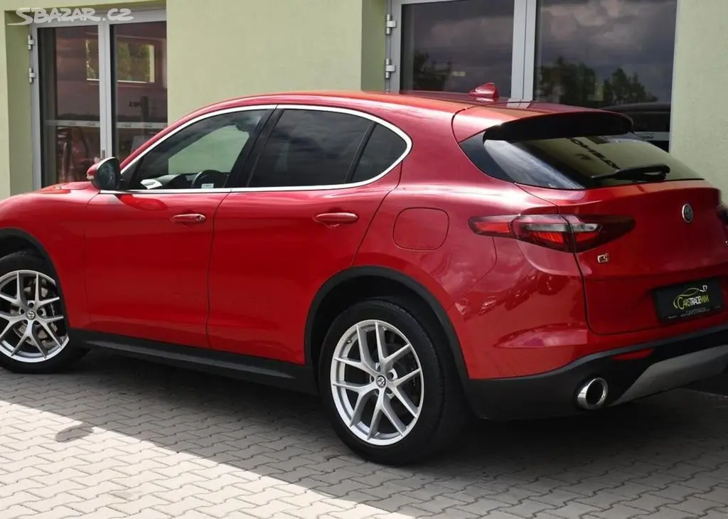 Alfa Romeo Stelvio 2.0 206kW Q4 VELOCE 206 kw - fotka 3
