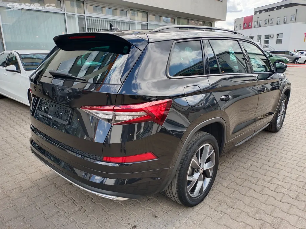 Škoda Kodiaq 2.0 TDI 110kW DSG Sportline - fotka 6