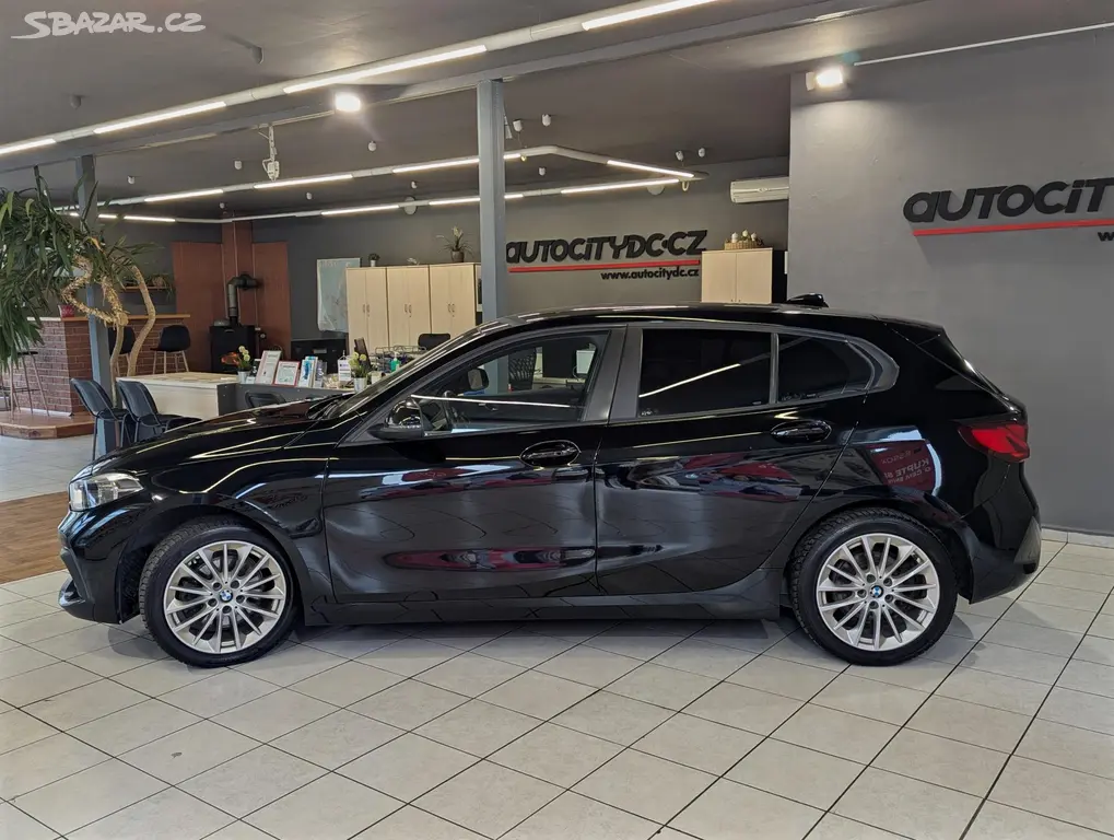 BMW Řada 1, 118 i 103kW A/T, LED, LANE - fotka 4
