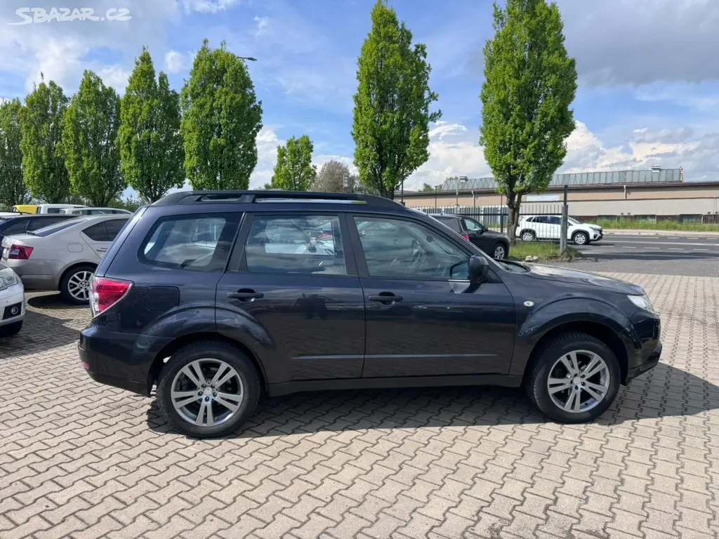 Subaru Forester, 4x4 2,0i 110 KW 2. MAJ - fotka 6