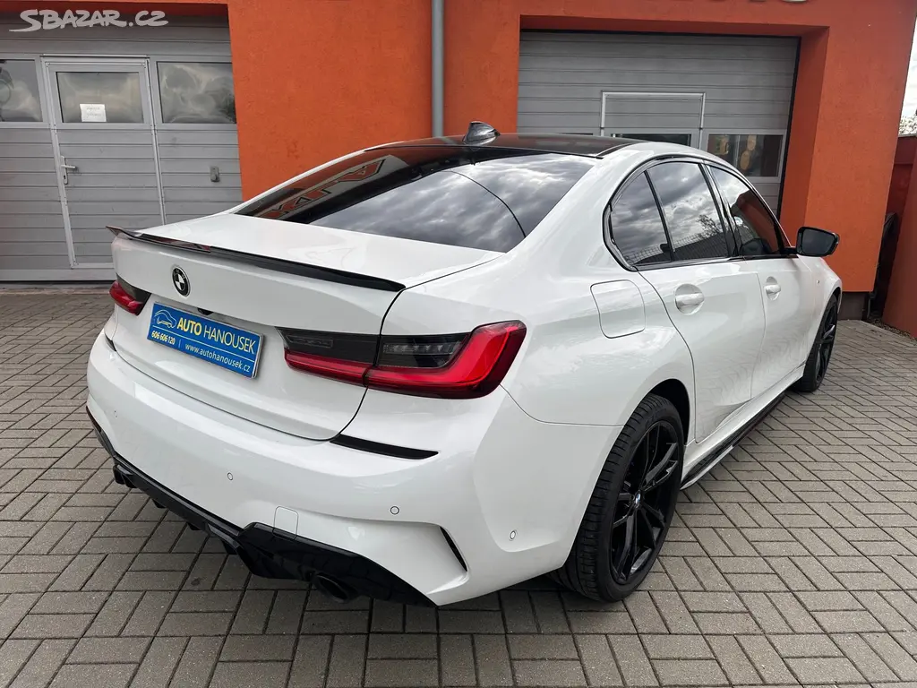 BMW Řada 3, e 215KW M-paket - fotka 2
