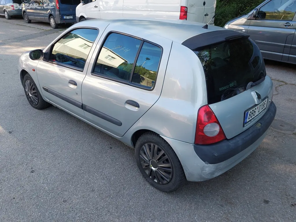Renault Clio 1.2, benzín, 55kw, rok 2002, klima.. - fotka 3