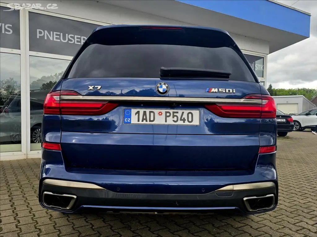 BMW X7, 4,4 i 7MÍST TOP KOMPLET VÝBAVA - fotka 4