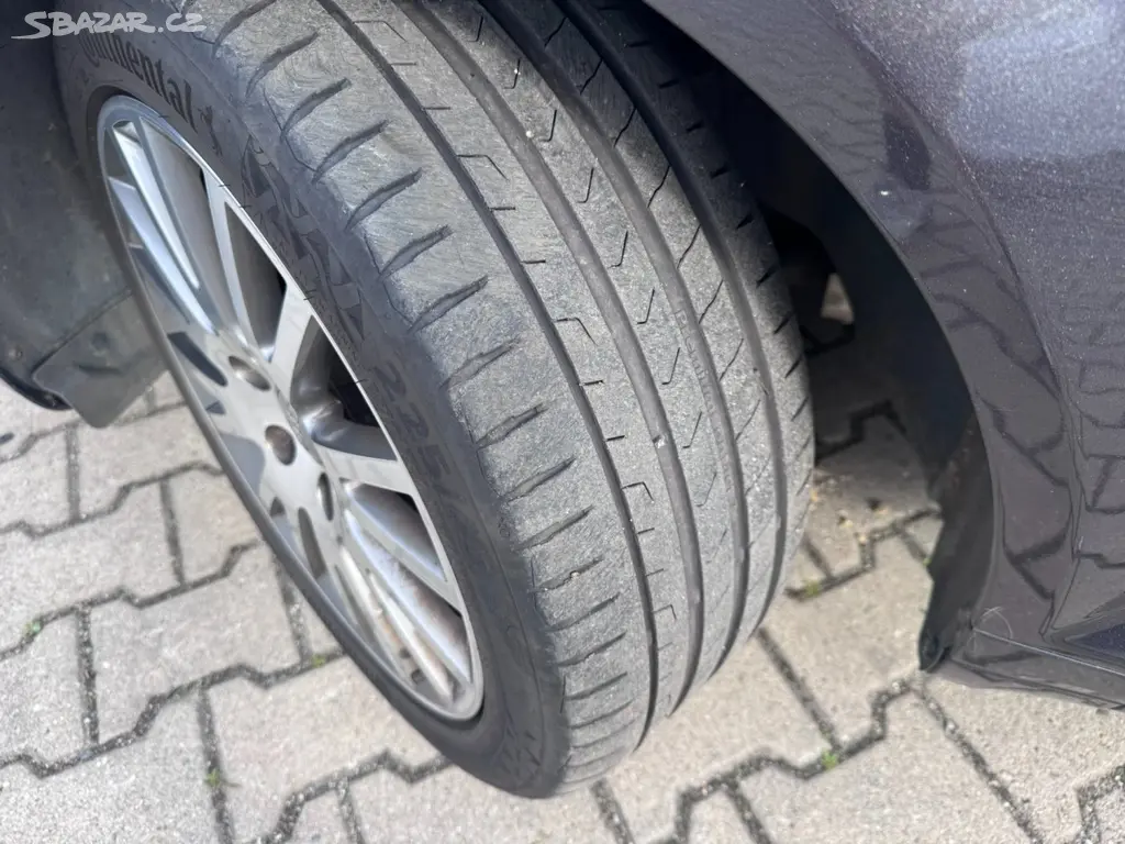 Audi A3, 2,0 TDI 103 KW 2. MAJ 2X KOLA - fotka 2