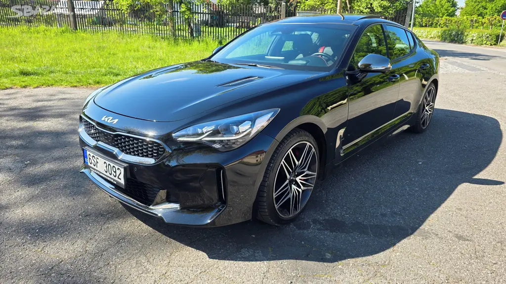 Kia Stinger, 1.maj ČR, záruka KIA do 6/2030