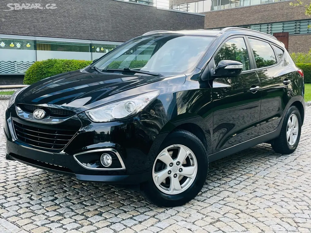 Hyundai ix35, 2.0i AUTOMAT VYHŘEV SERVISKA - fotka 2
